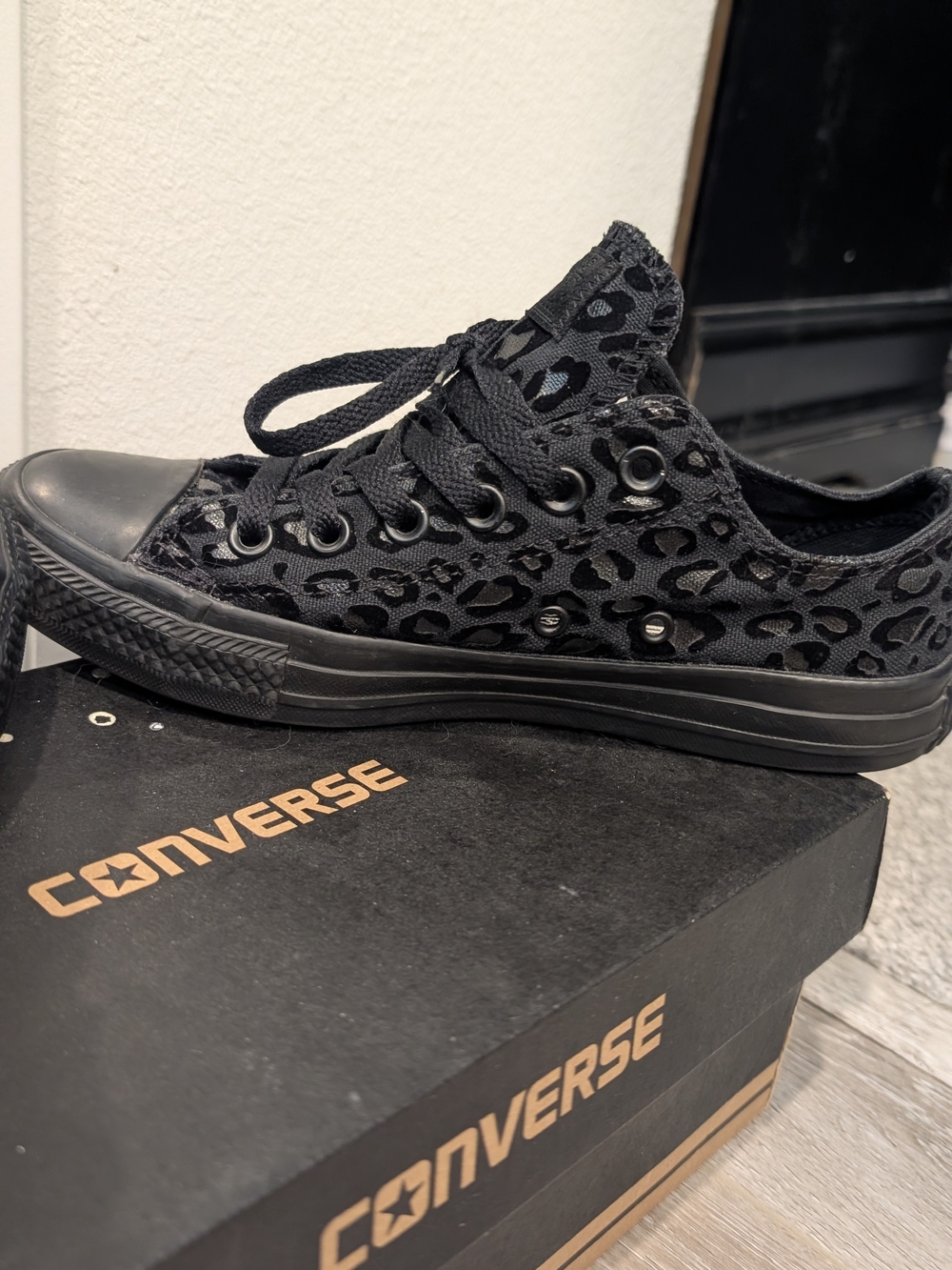 Converse Kids' Black Low-Top Lace-Up Sneakers - Picture 6 of 9